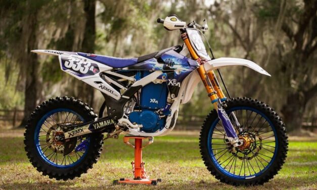 Do Dirt Bikes Have Shocks in the Seat?