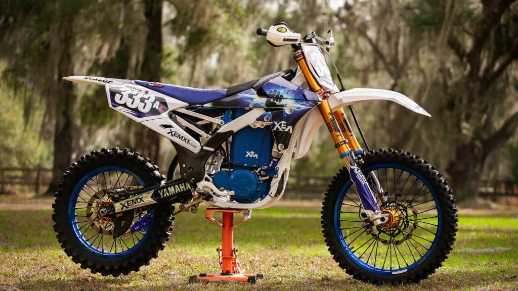 Do Dirt Bikes Have Shocks in the Seat?
